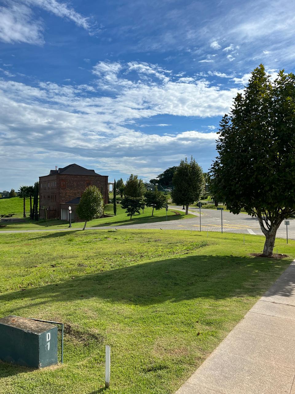 Terreno de Esquina | A passos do Clube | Condomínio Porto São Pedro – Porto Feliz