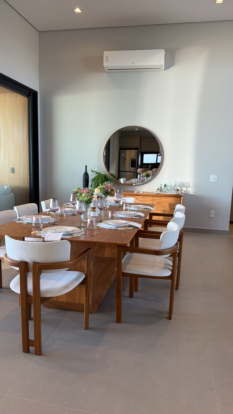 Casa de Alto Padrão com 4 Suítes e Lazer Completo – Sofisticação, Conforto e Exclusividade - imagem 8