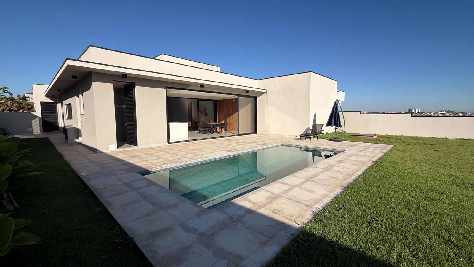 Casa Sofisticada com 4 Suítes e Piscina no Condomínio Campos de Santo Antônio II – Conforto, Estrutura e Alto Padrão - imagem 12