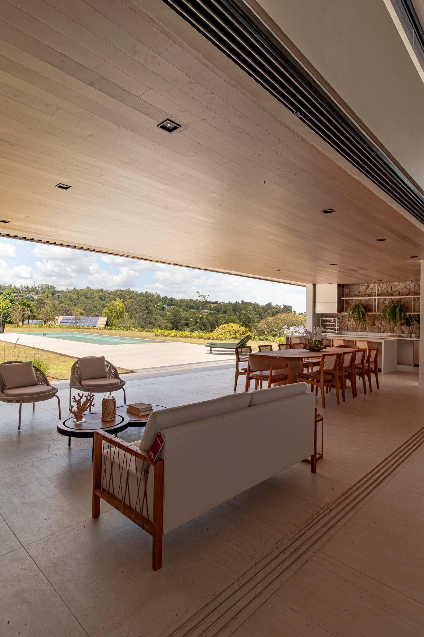Residência Exclusiva com Projeto Assinado no Terras de São José - Arquitetura, Natureza e Sofisticação em Perfeita Harmonia - imagem 12