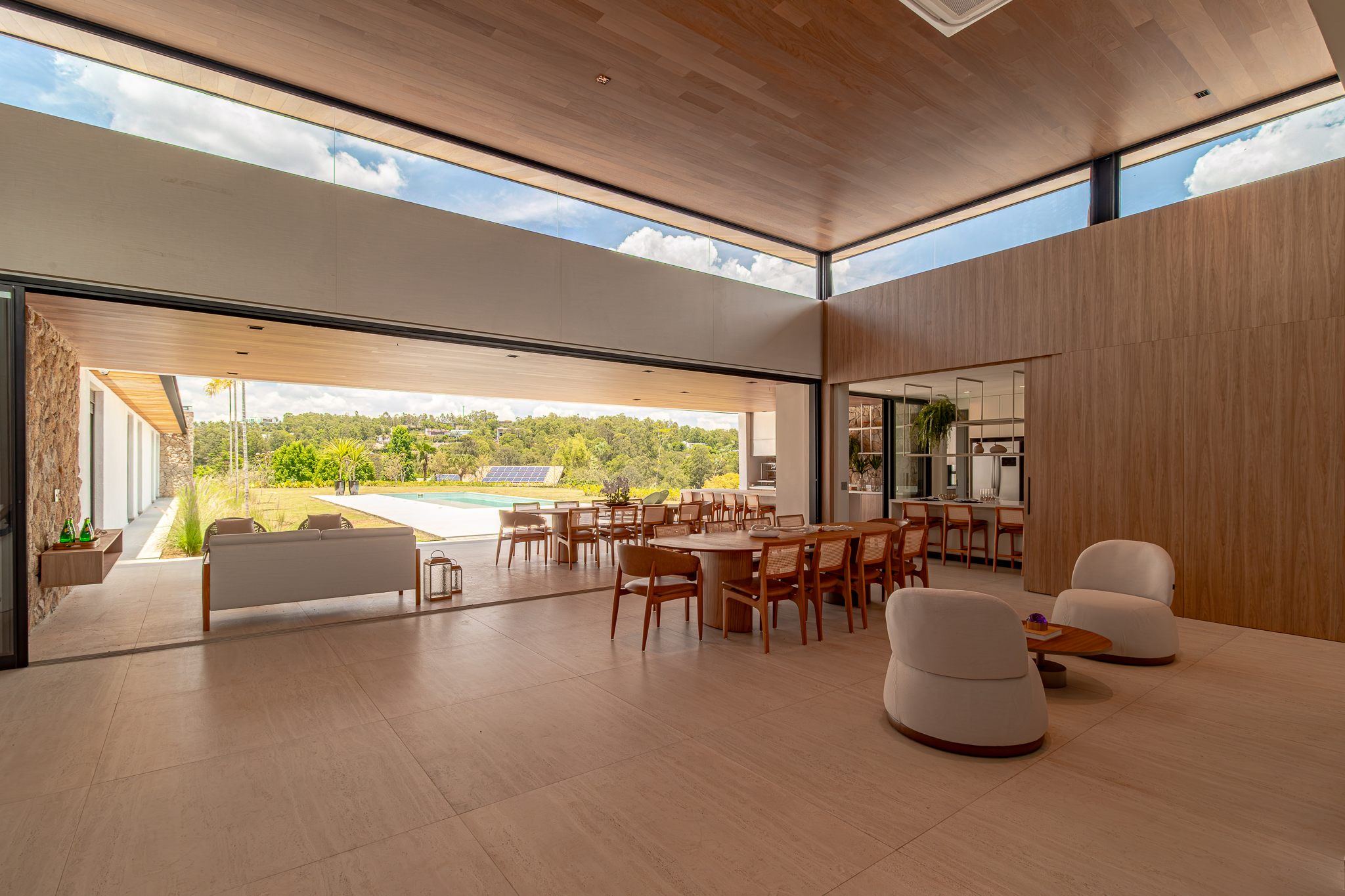 Residência Exclusiva com Projeto Assinado no Terras de São José - Arquitetura, Natureza e Sofisticação em Perfeita Harmonia - imagem 2